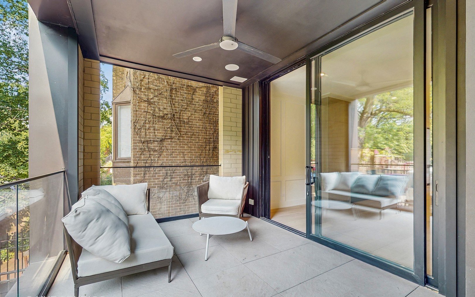 Full-height sliding doors to the front deck